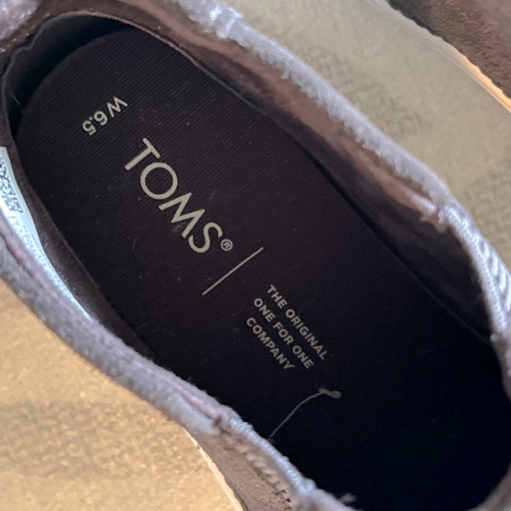 TOMS Suede Chelsea Sneakers - Women’s Size 6.5 - Picture 4 of 5